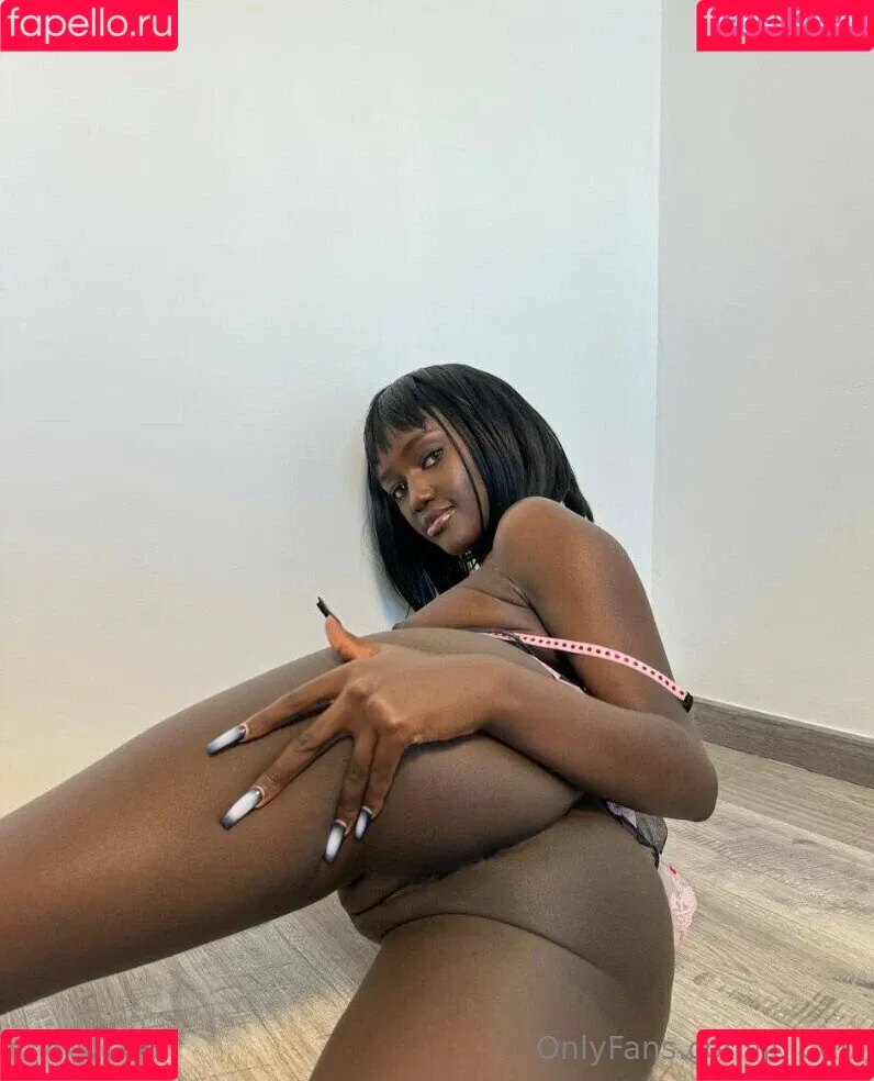 juicy.d Onlyfans Photo Gallery 