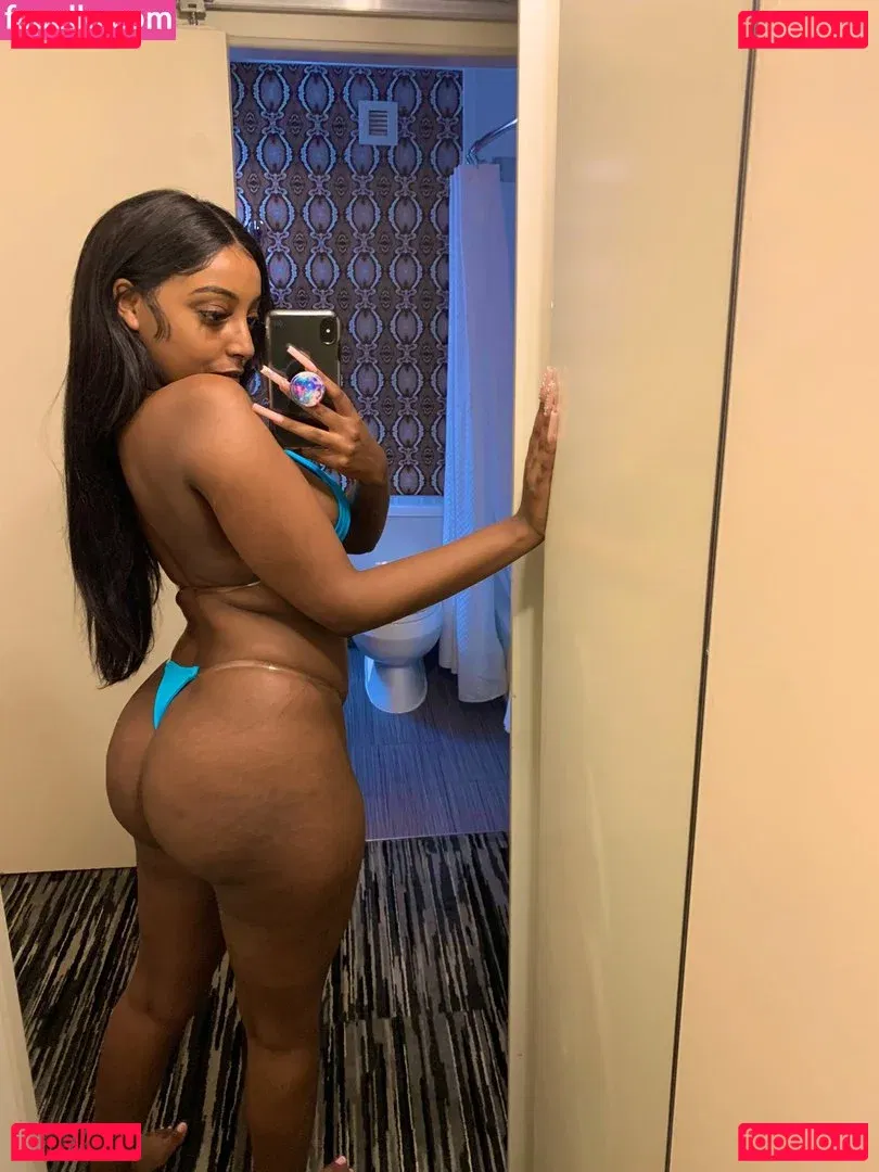 juicy.d Onlyfans Photo Gallery 