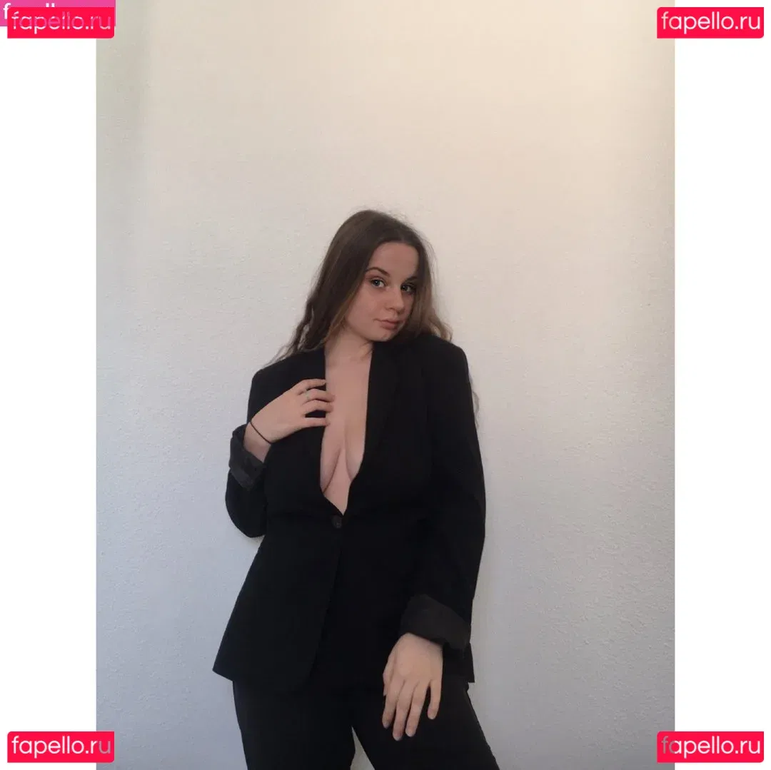 Zoesimplement Onlyfans Photo Gallery 