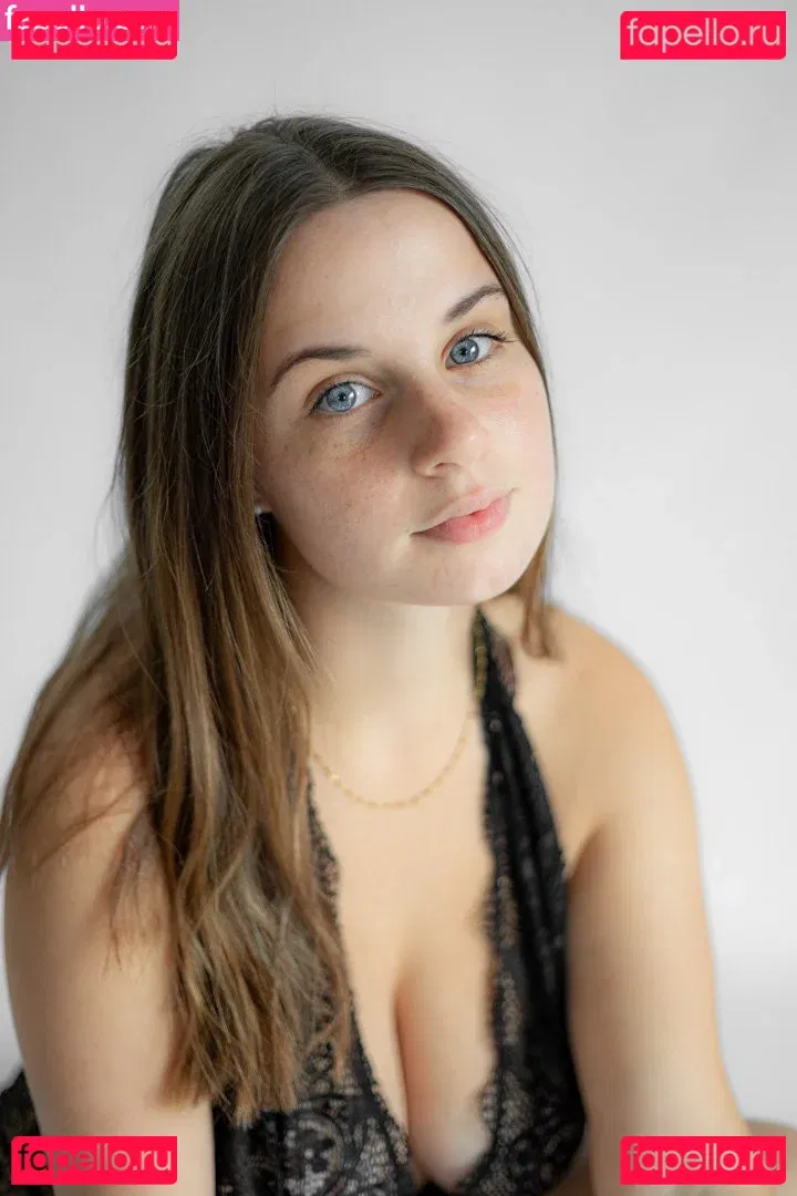 Zoesimplement Onlyfans Photo Gallery 