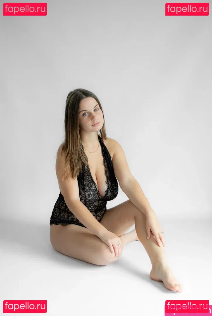 Zoesimplement Onlyfans Photo Gallery 