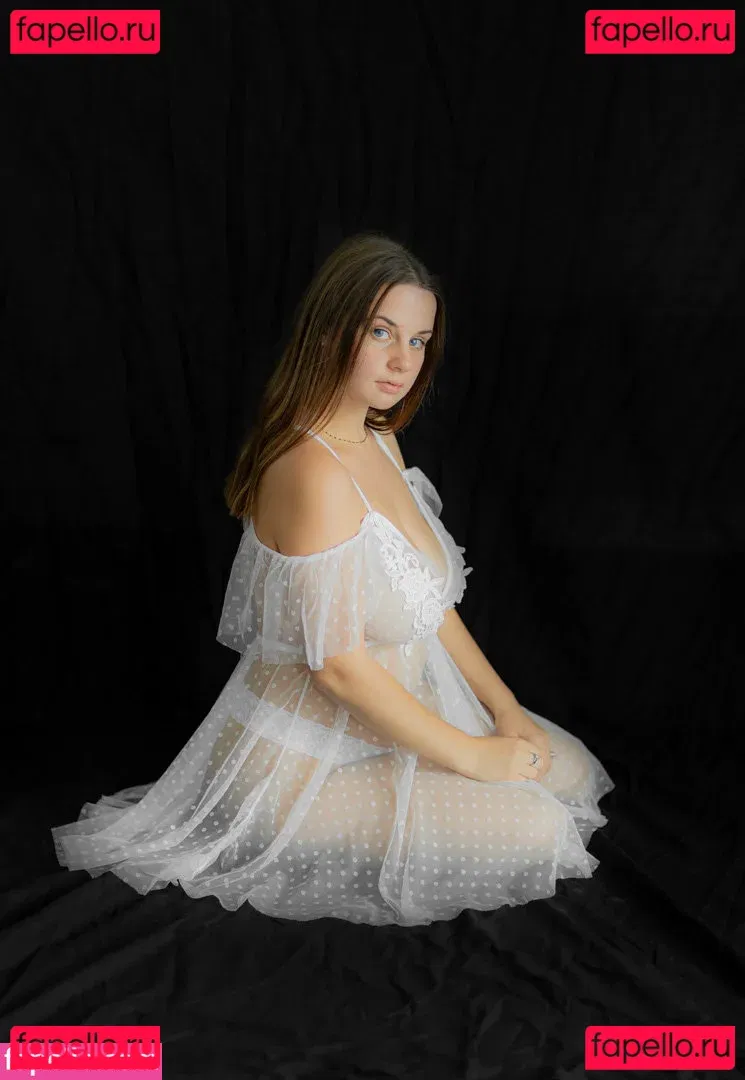 Zoesimplement Onlyfans Photo Gallery 