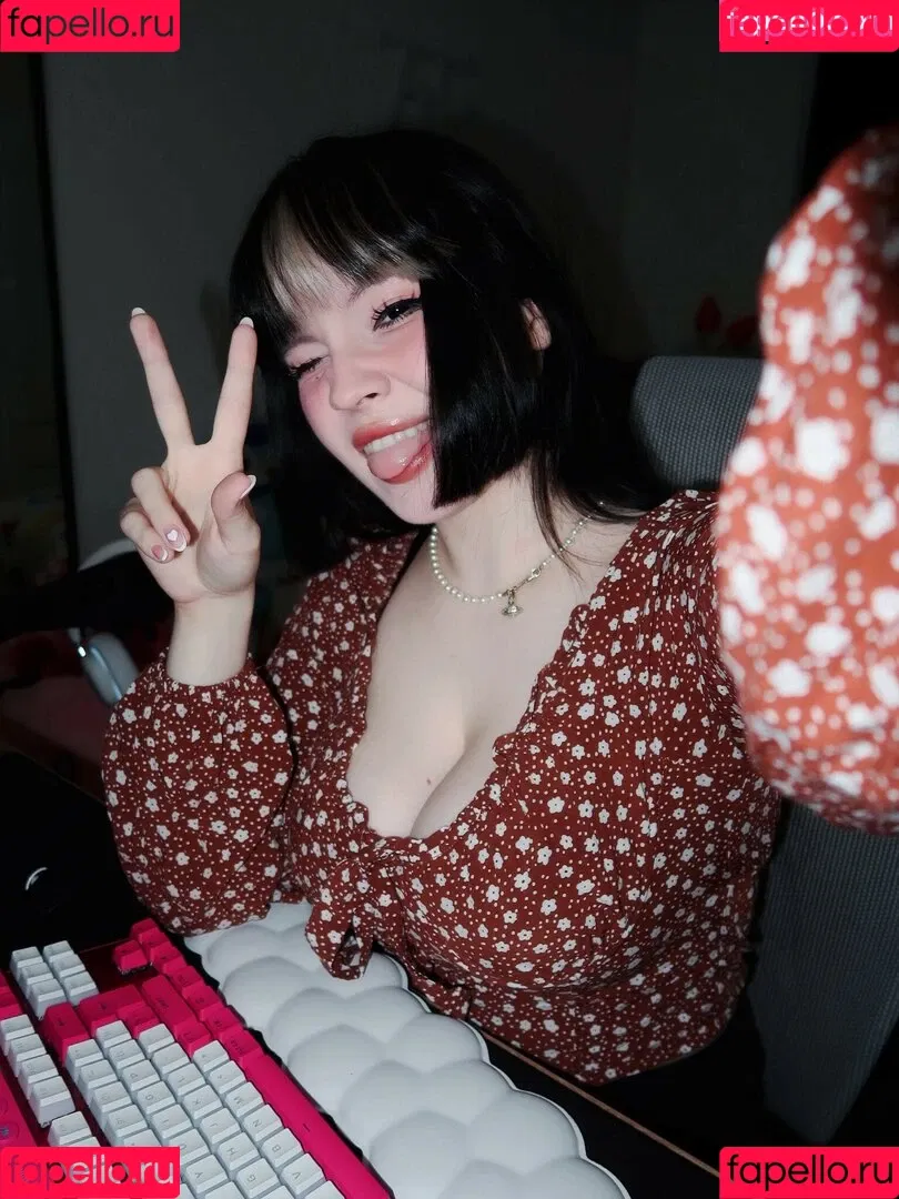 Shini Waifu Onlyfans Photo Gallery 