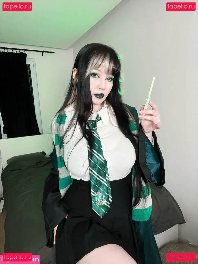 Shini Waifu Onlyfans Photo Gallery 