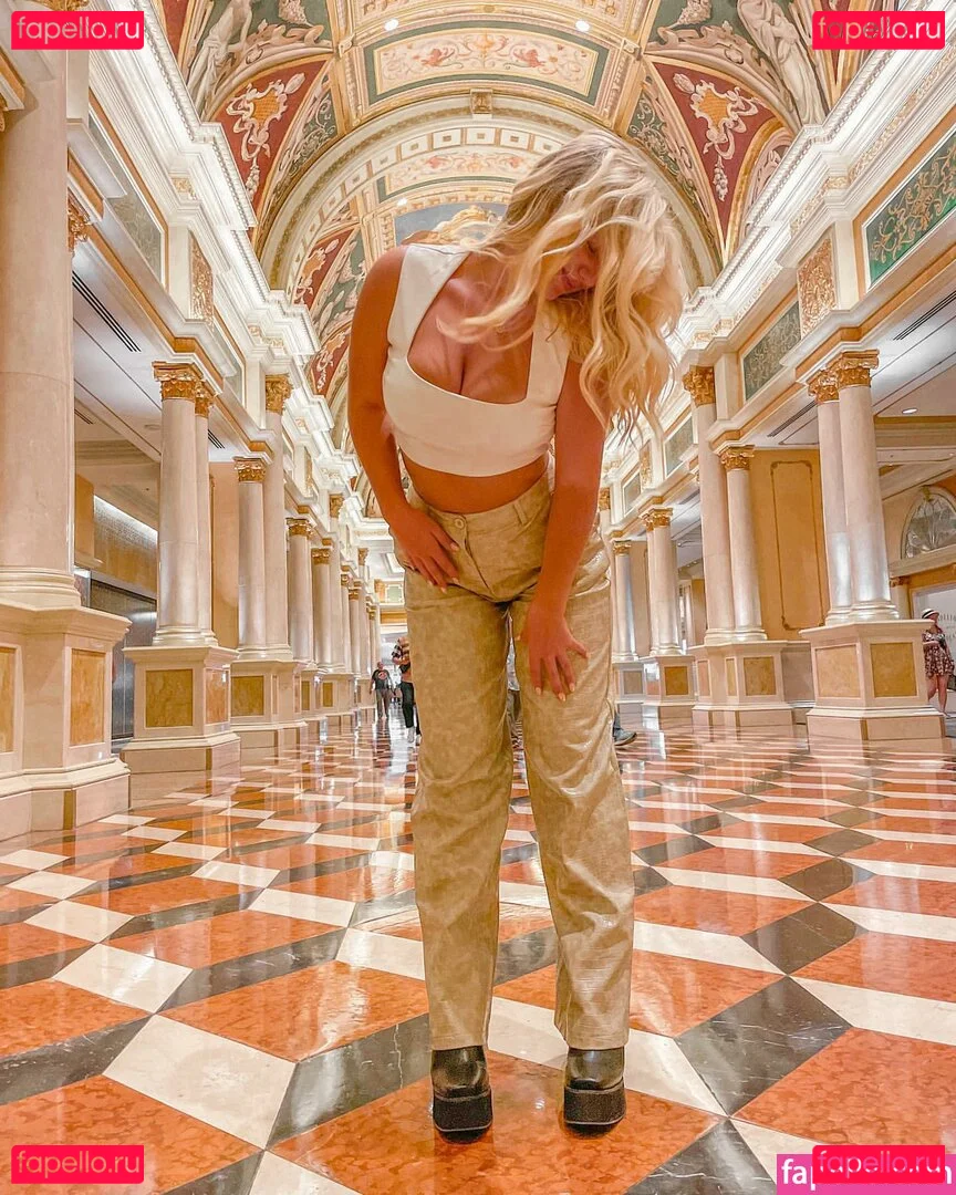 Autumn Krisher Nude Onlyfans Photo 22
