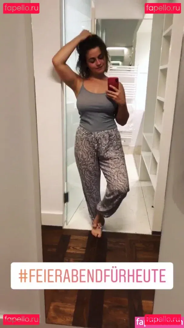 romisu Onlyfans Photo Gallery 