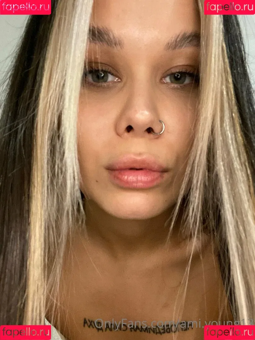 ami.baby1 Onlyfans Photo Gallery 