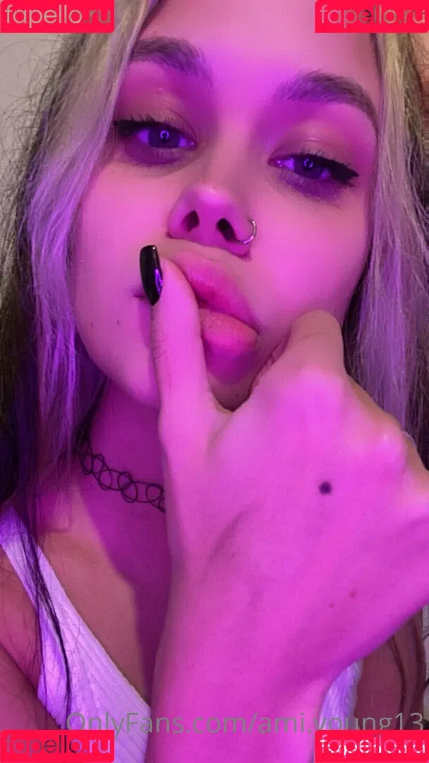 ami.baby1 Onlyfans Photo Gallery 