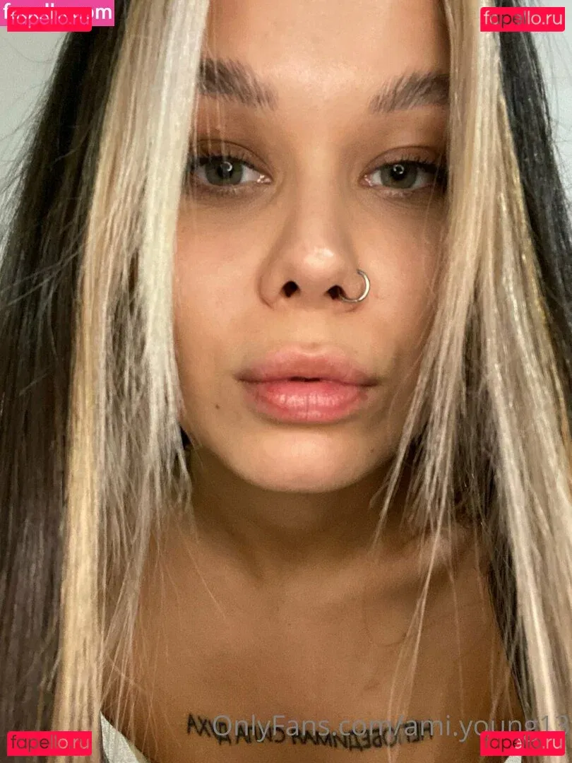 ami.baby1 Onlyfans Photo Gallery 