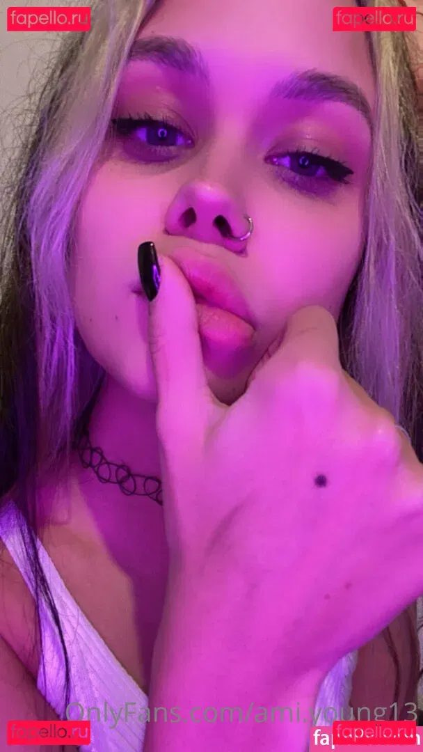 ami.baby1 Onlyfans Photo Gallery 