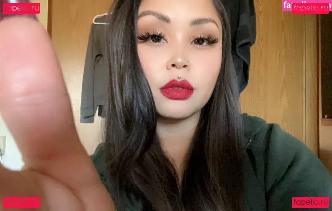 nongmhoe Onlyfans Photo Gallery 