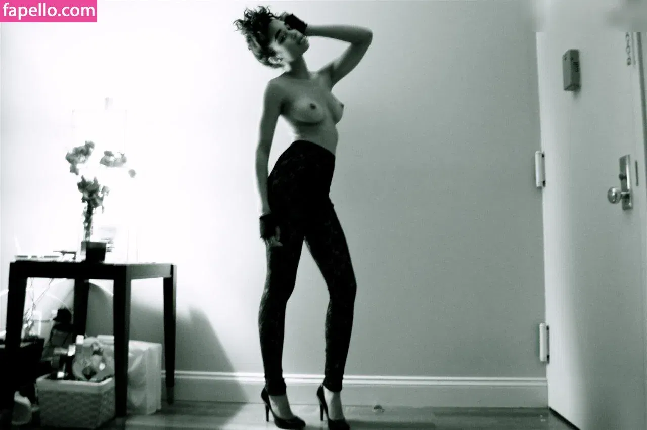 Haru S2 하루 Onlyfans Photo Gallery 