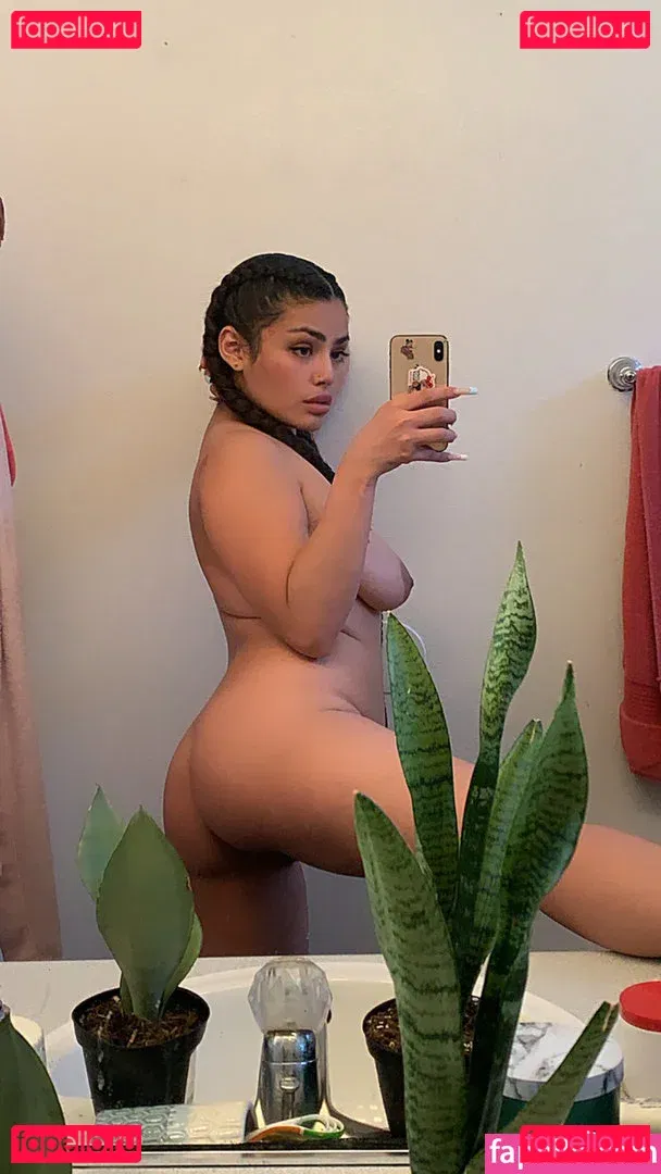 Jizzieebae Onlyfans Photo Gallery 