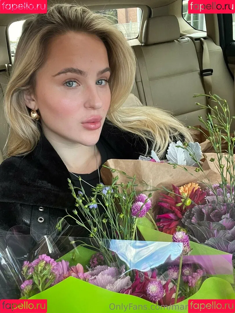 marielivewell Onlyfans Photo Gallery 