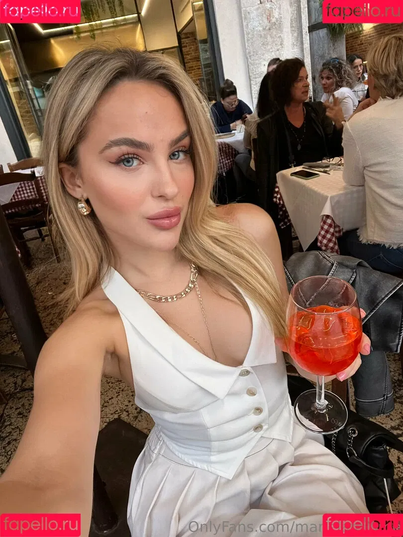 marielivewell Onlyfans Photo Gallery 