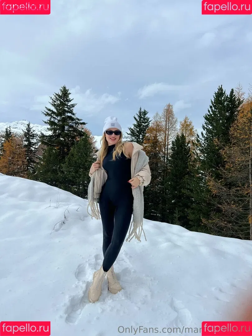 marielivewell Onlyfans Photo Gallery 