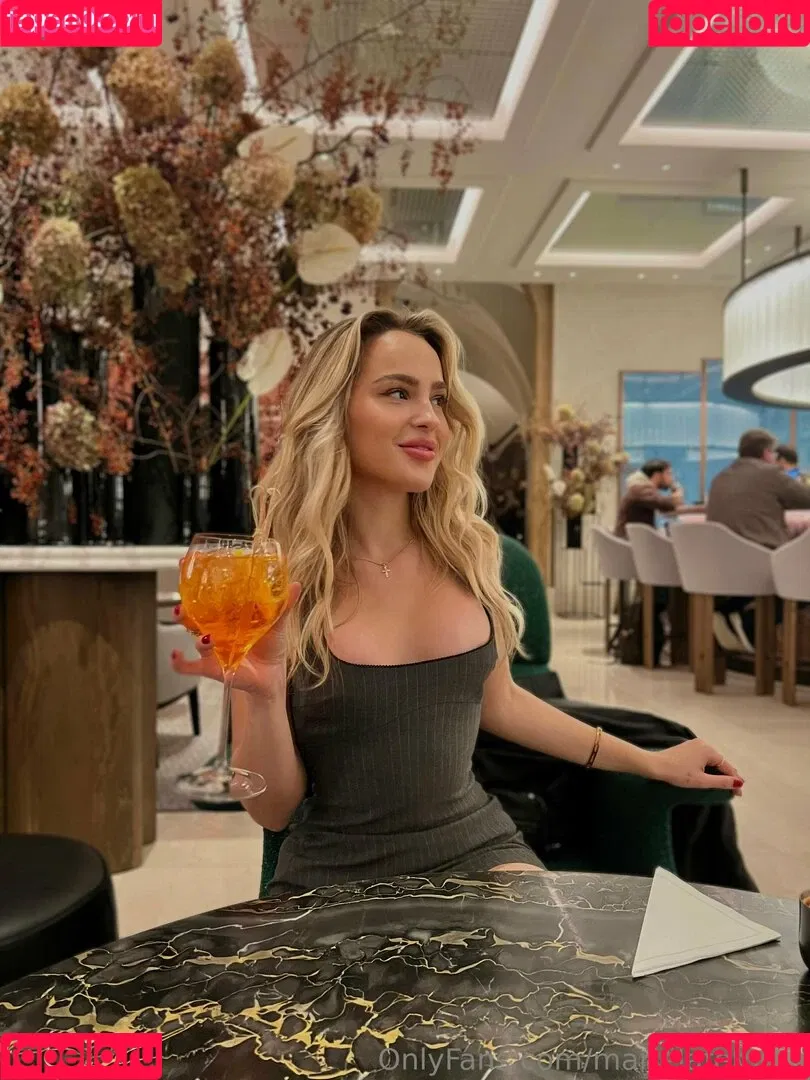 marielivewell Onlyfans Photo Gallery 