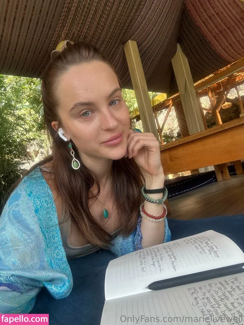 marielivewell Onlyfans Photo Gallery 