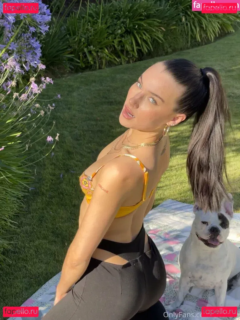 Jadadireito Onlyfans Photo Gallery 