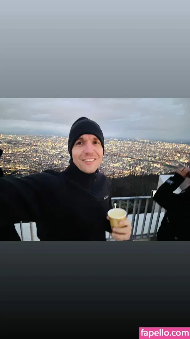 Travelvids Onlyfans Photo Gallery 