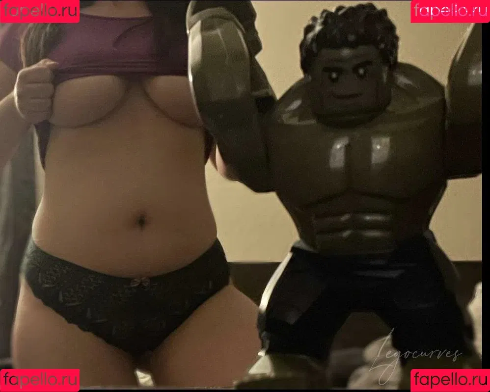 Curvy Nerd Penny Onlyfans Photo Gallery 