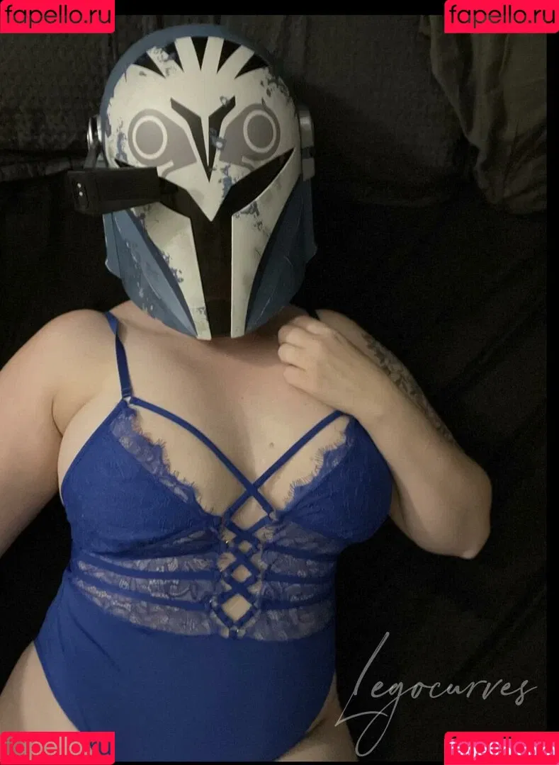 Curvy Nerd Penny Onlyfans Photo Gallery 