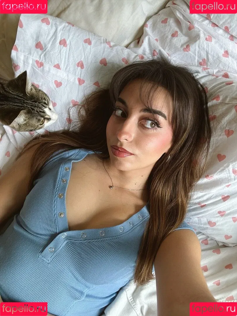 Lea Martinez Onlyfans Photo Gallery 