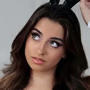 Lea Martinez Onlyfans Photo Gallery 