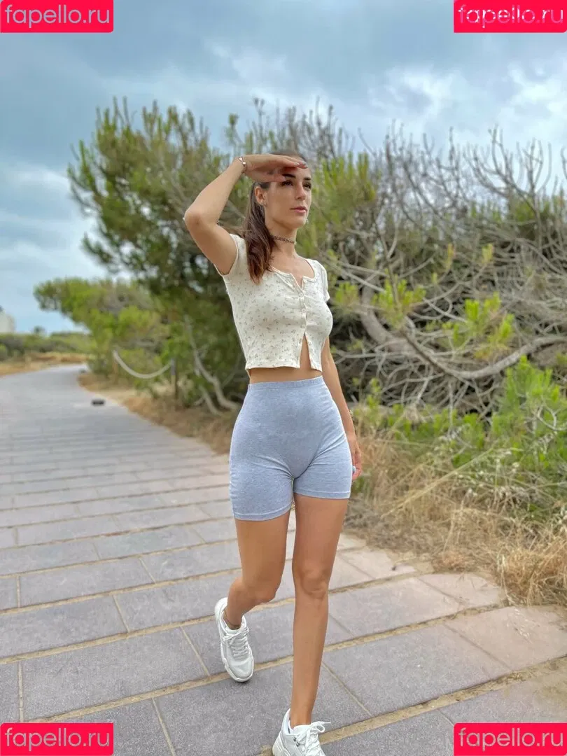 missyennii.free Onlyfans Photo Gallery 