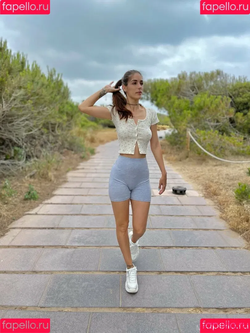 missyennii.free Onlyfans Photo Gallery 