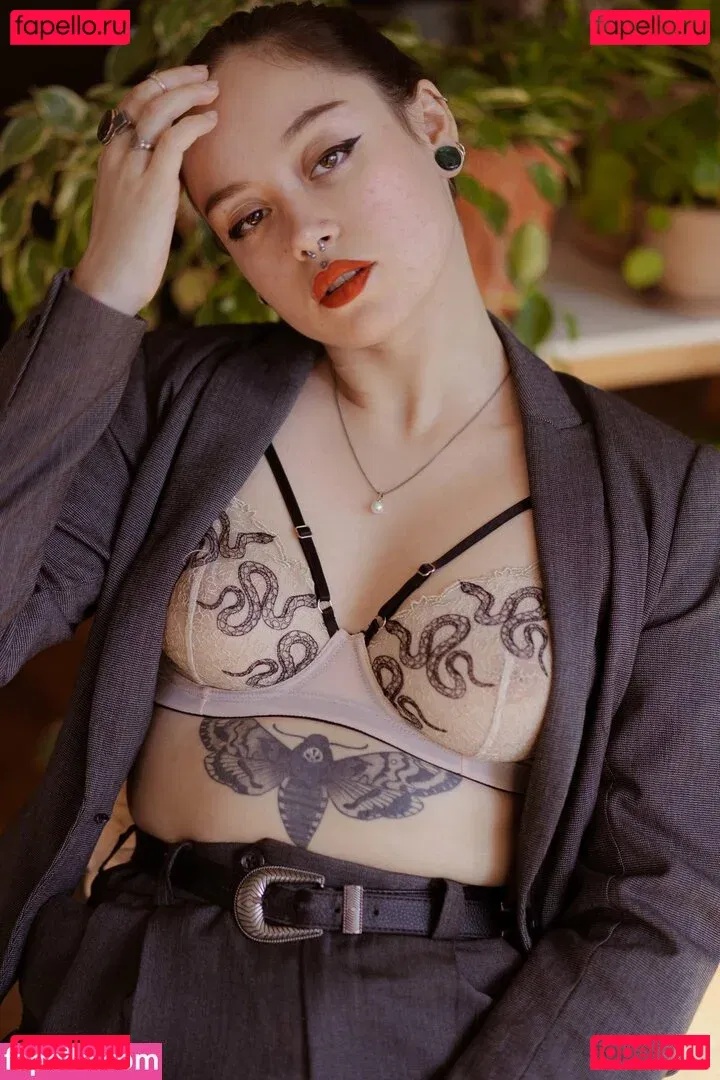 Aesalya Onlyfans Photo Gallery 