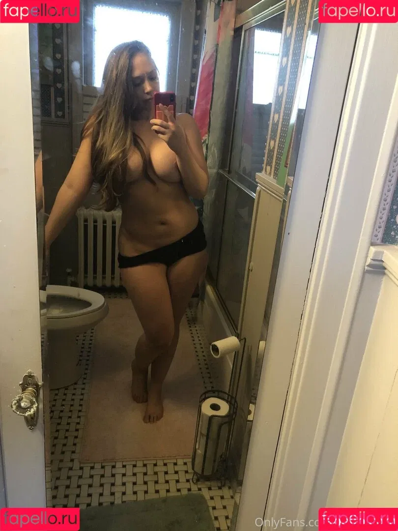 kagneylinn Onlyfans Photo Gallery 