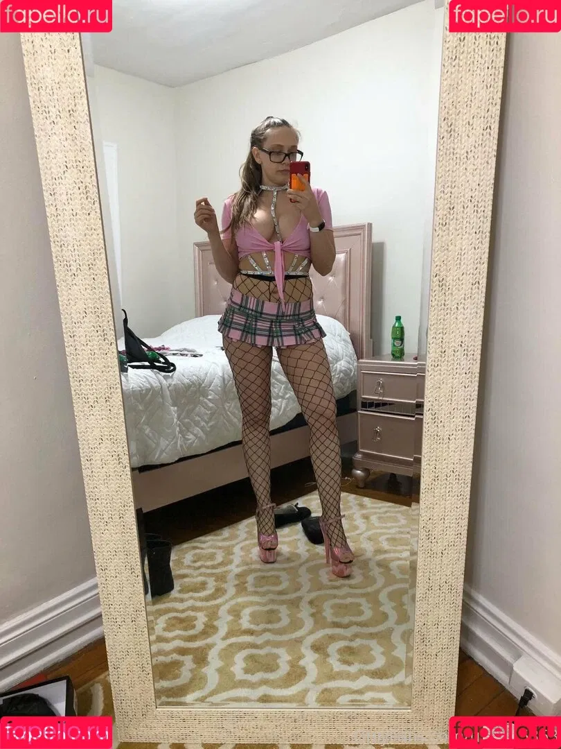 kagneylinn Onlyfans Photo Gallery 