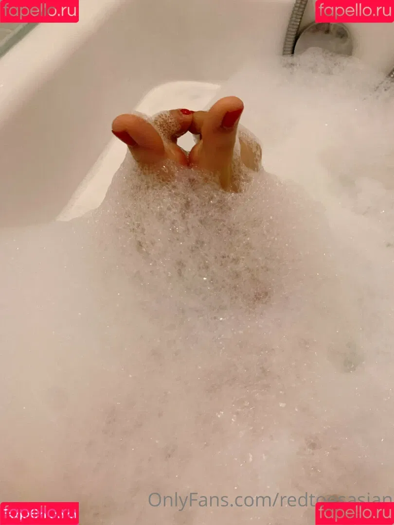 redtoesasian Onlyfans Photo Gallery 