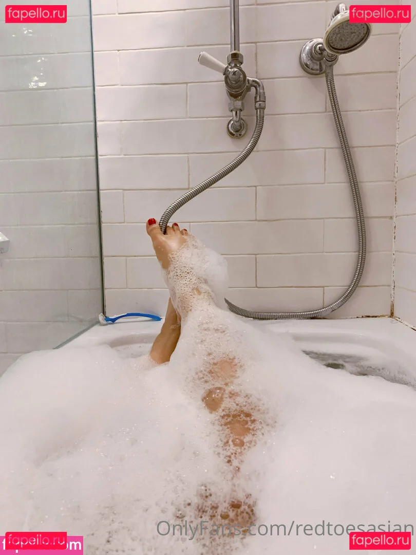 redtoesasian Onlyfans Photo Gallery 