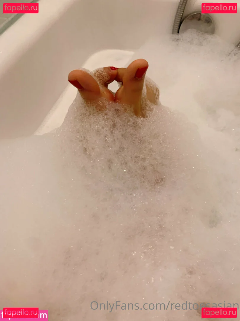 redtoesasian Onlyfans Photo Gallery 