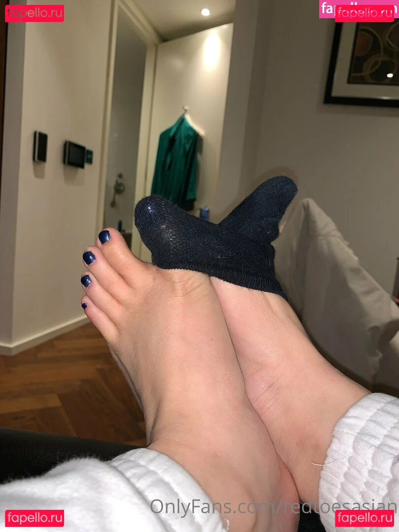 redtoesasian Onlyfans Photo Gallery 