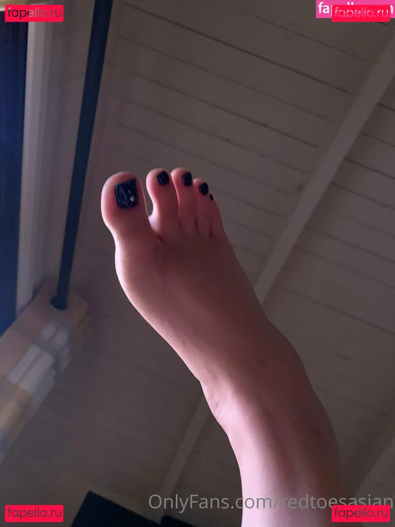 redtoesasian Onlyfans Photo Gallery 