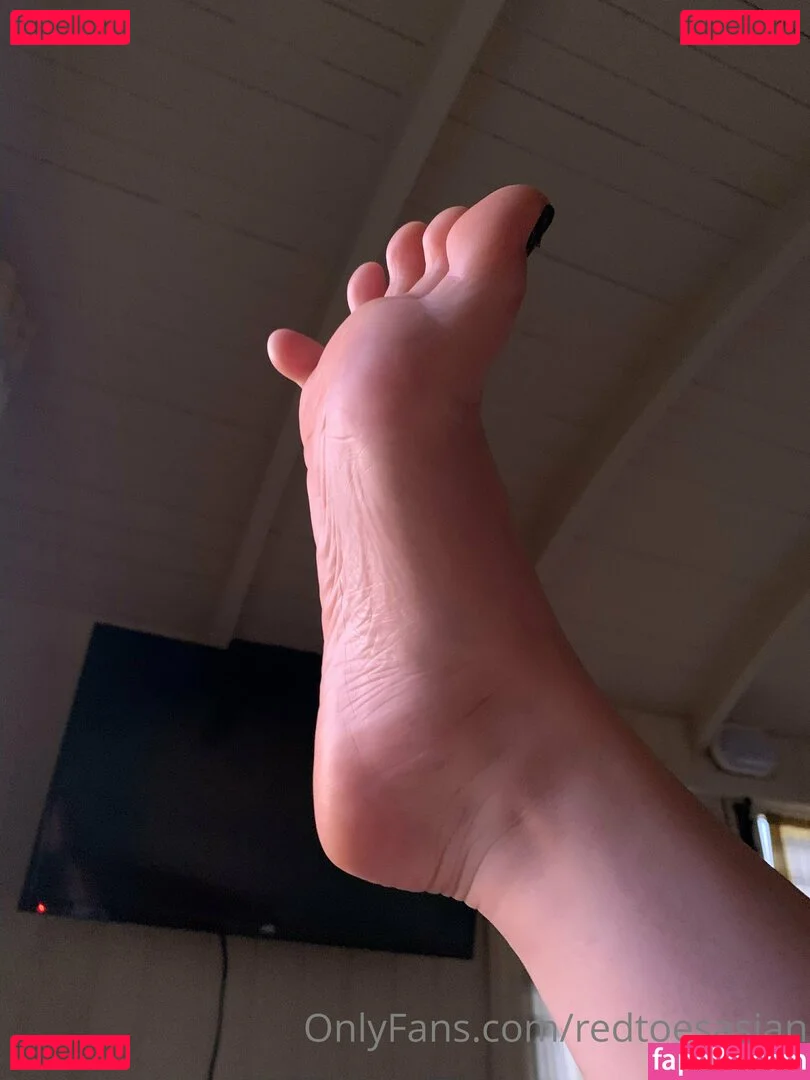 redtoesasian Onlyfans Photo Gallery 