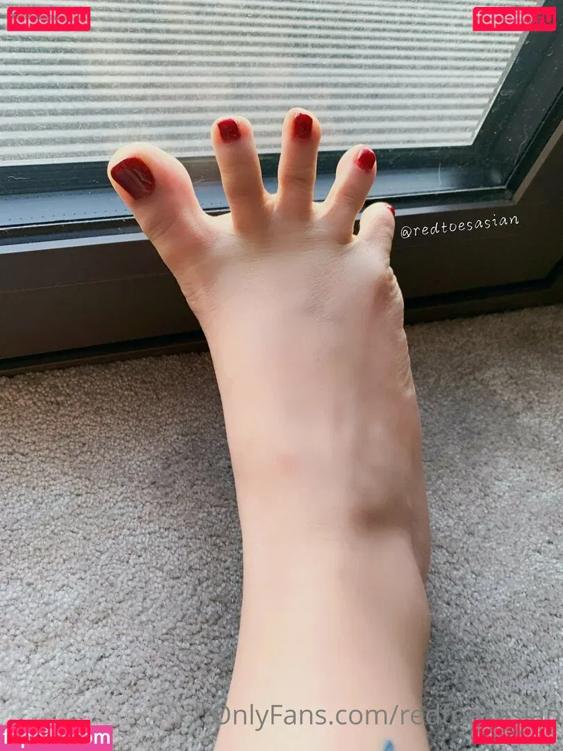 redtoesasian Onlyfans Photo Gallery 