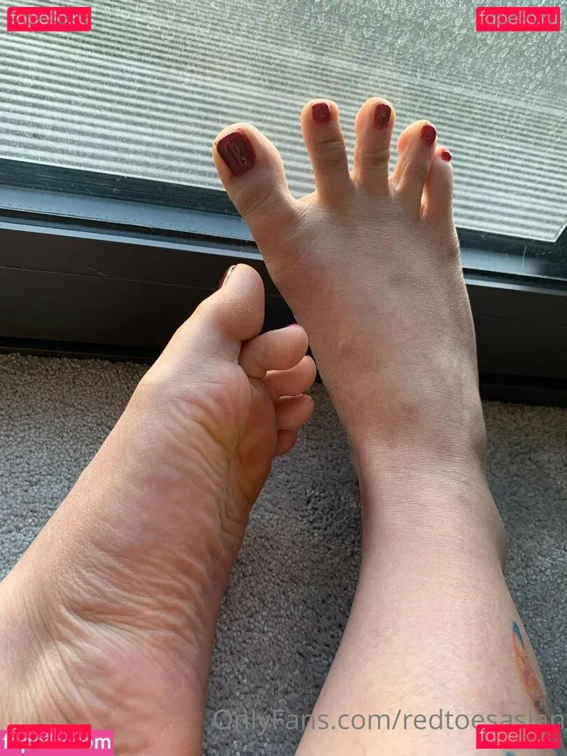 redtoesasian Onlyfans Photo Gallery 