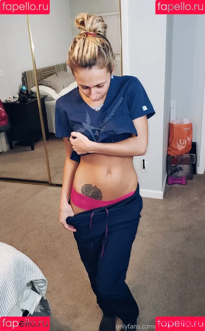 petite_angelxoxo Onlyfans Photo Gallery 