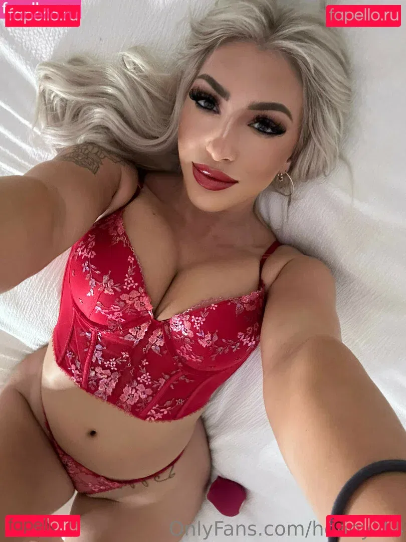 honeyt14 Onlyfans Photo Gallery 