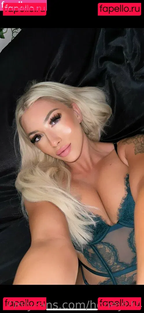 honeyt14 Onlyfans Photo Gallery 