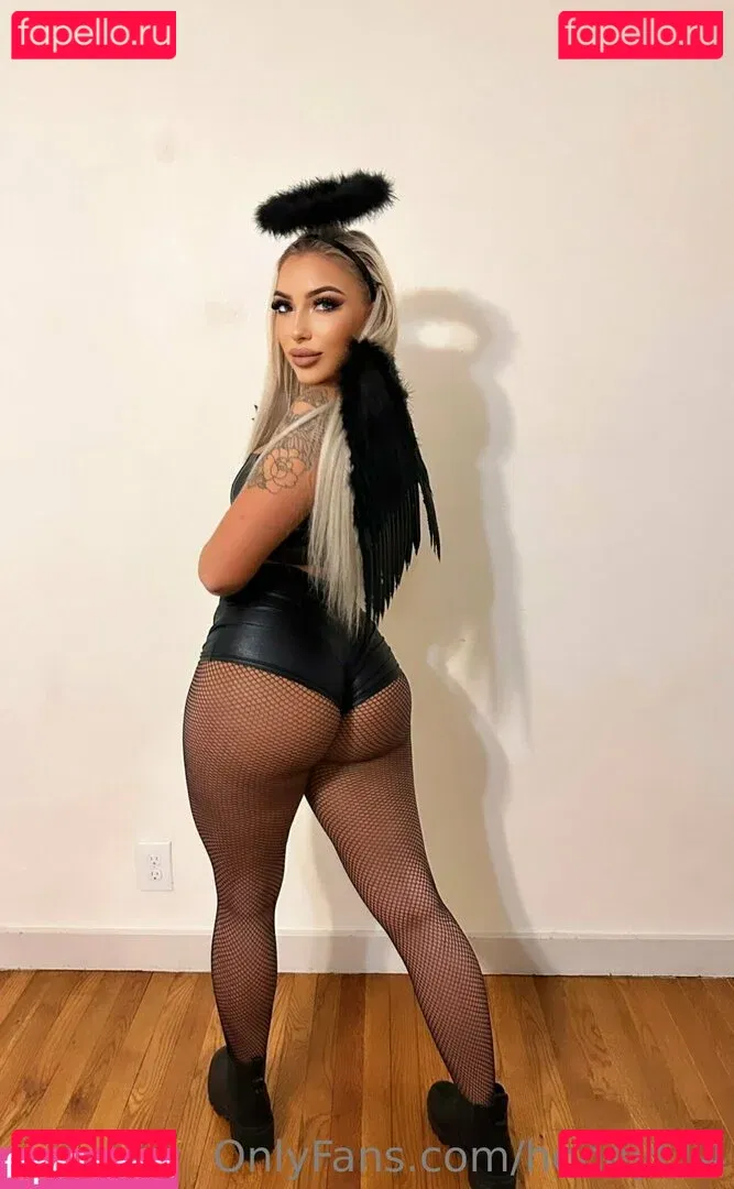 honeyt14 Onlyfans Photo Gallery 