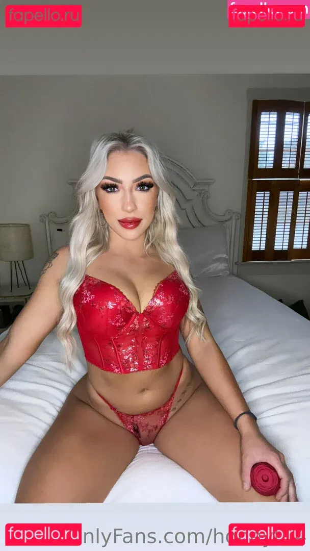 honeyt14 Onlyfans Photo Gallery 