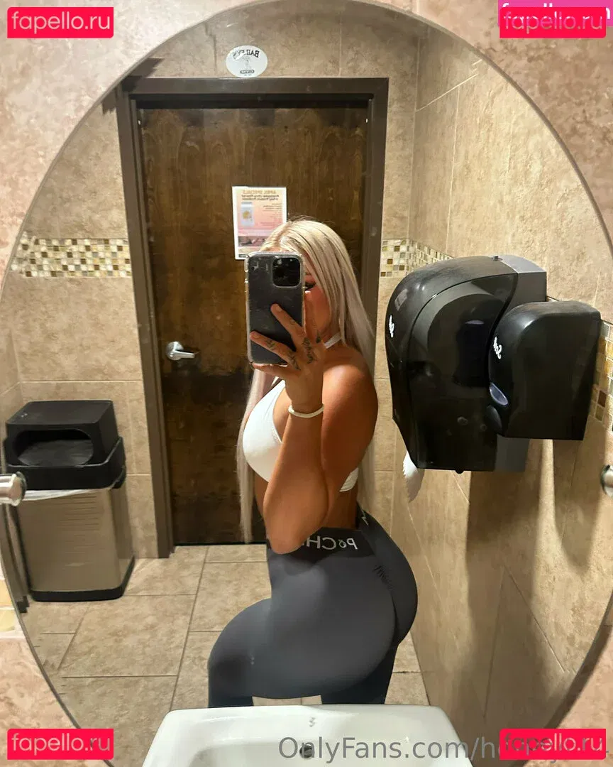 honeyt14 Onlyfans Photo Gallery 