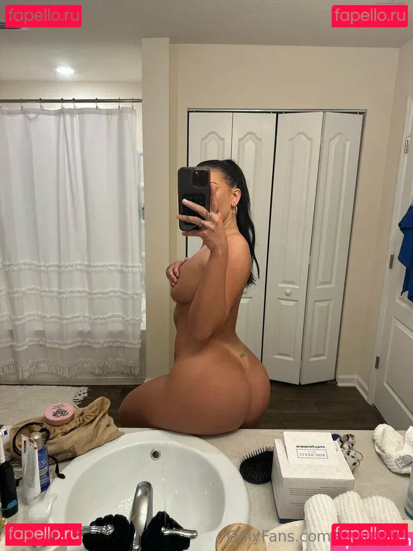 honeyt14 Onlyfans Photo Gallery 