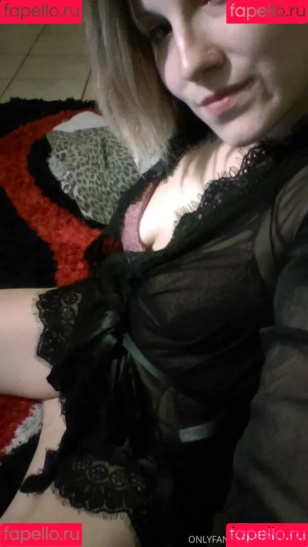 katiiemaedagoat Onlyfans Photo Gallery 