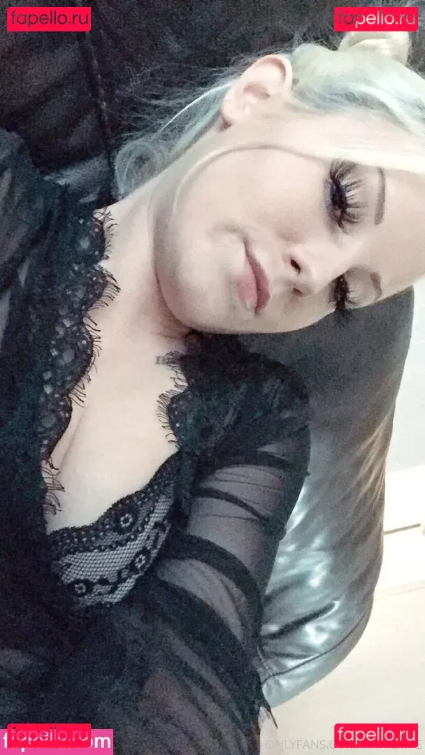 katiiemaedagoat Onlyfans Photo Gallery 